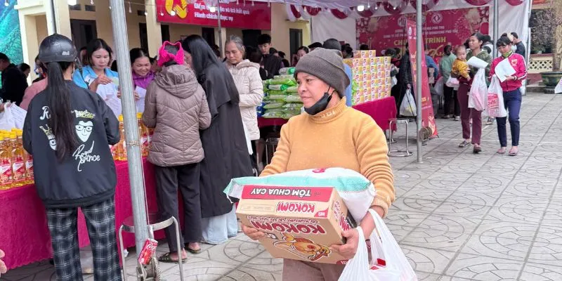 Chương trình bắt đầu hành trình sẻ chia của HOKY HOME